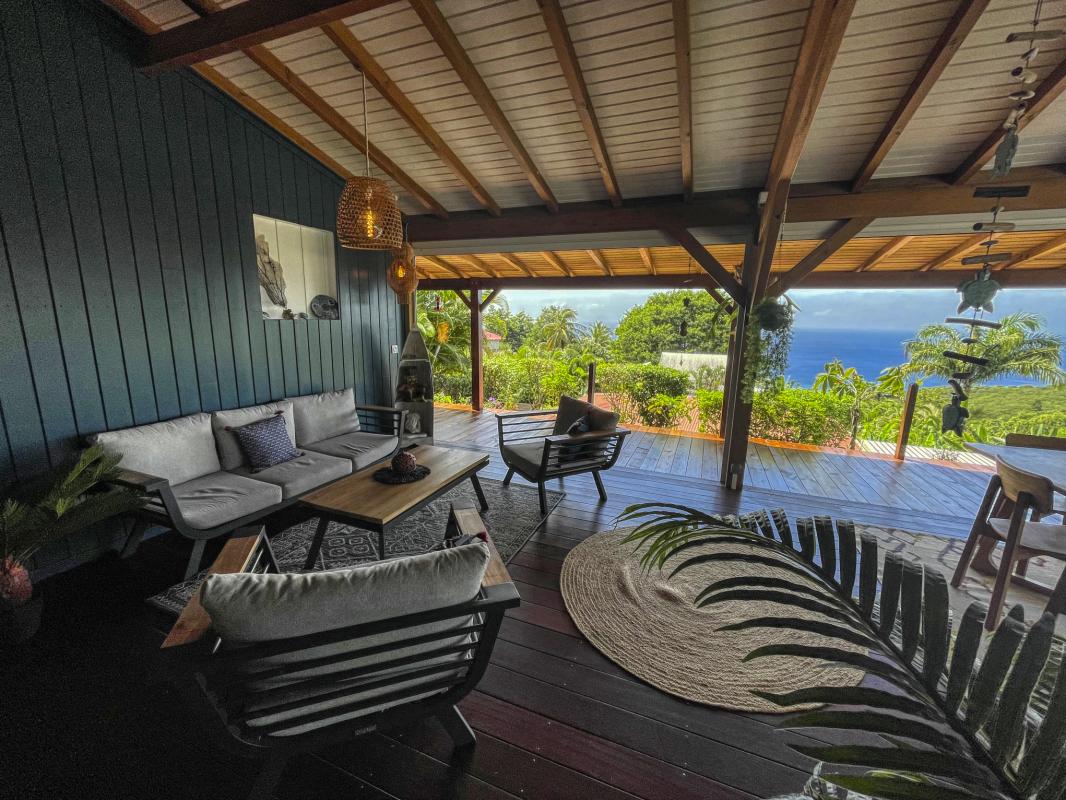 14 Location villa piscine vue mer Pointe Noire Guadeloupe_sejour